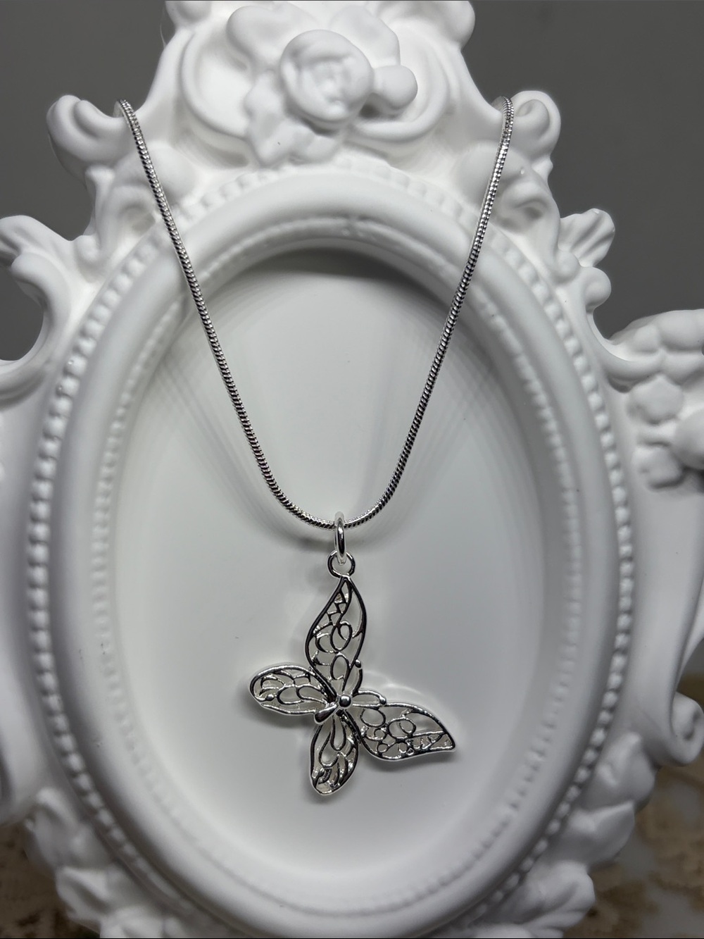 925 Sterling Silver Filigree Butterfly 20” Chain Necklace Feminine Romantic - Picture 1 of 5